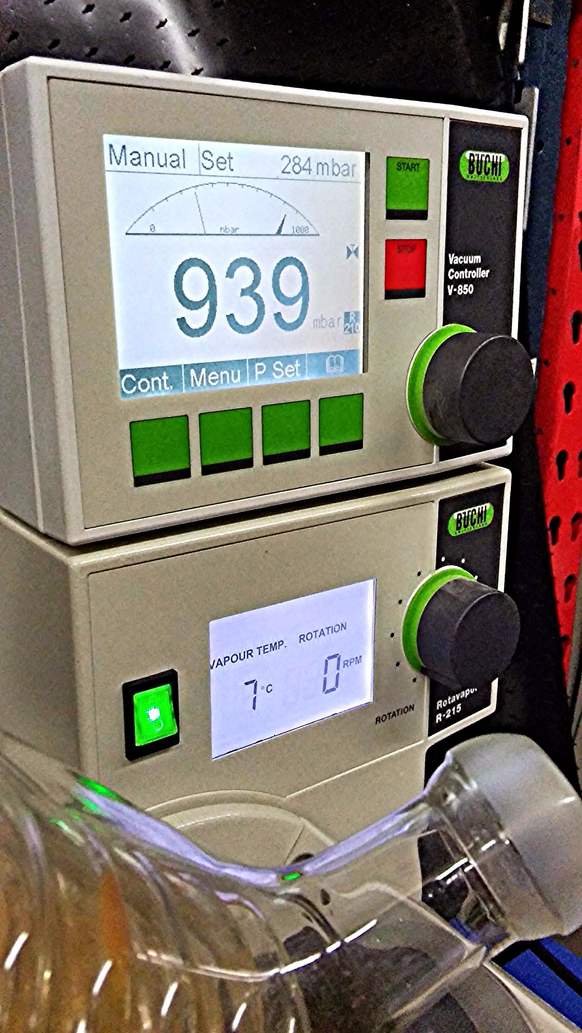 BUCHI R-215 ROTAVAPOR R-850 VACUUM CONTROLLER with GLASS WATCH VIDEO FREE SHIP