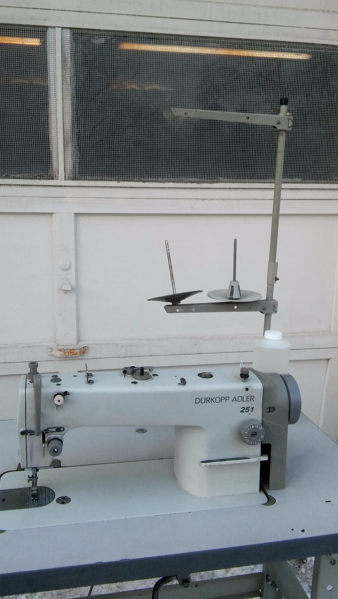 DURKOPP ADLER 251 PROFESSIONAL SEWING MACHINE LOCKSTITCH WATCH VIDEO FREESHIP