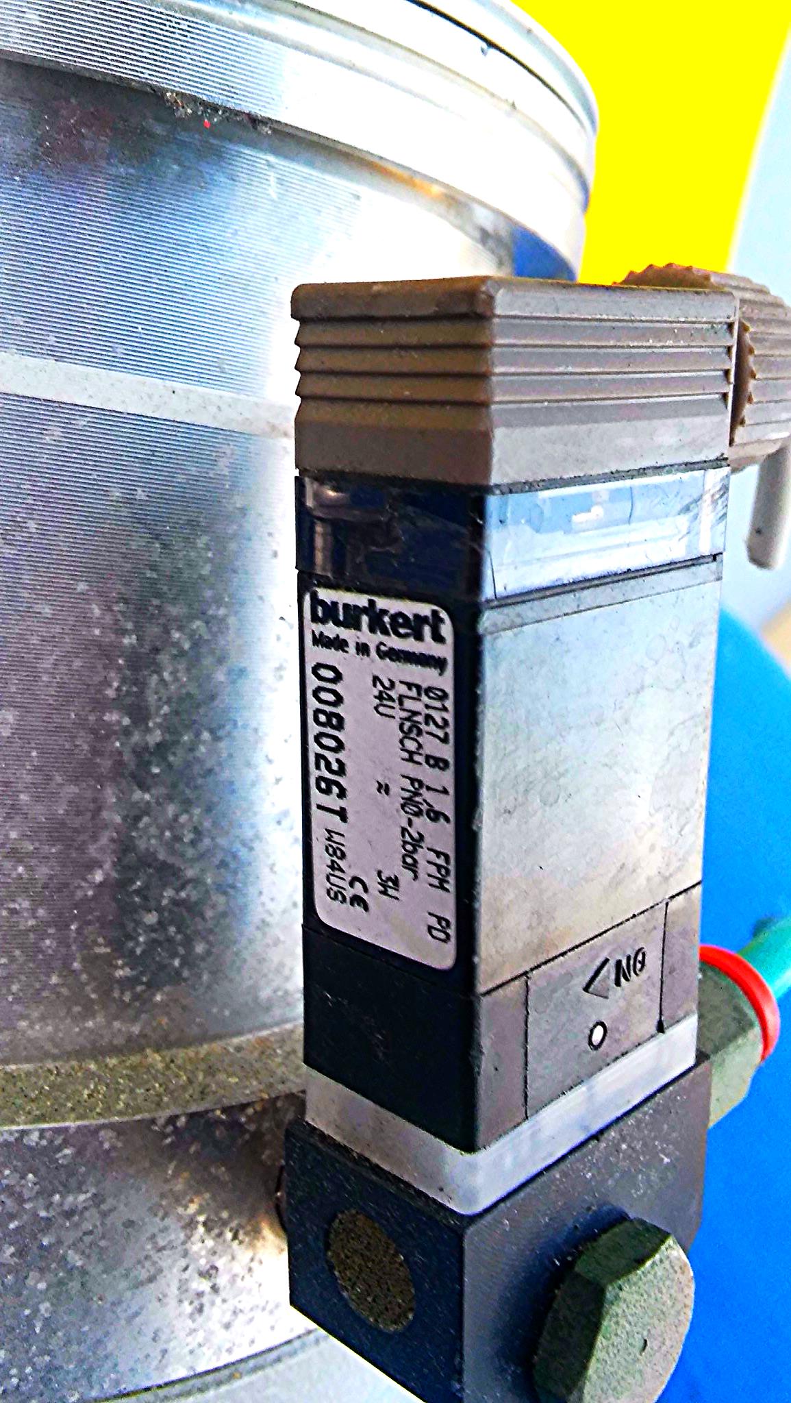 PFEIFFER TURBO MOLECULAR VACUUM PUMP TMH 260 Blades spin WORKS PERFECT FREE SHIP