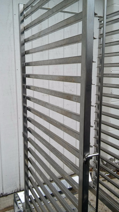 ALTO SHAAM OVEN COMBINATION FULL SIZE MINI ALTO SHAAM RACK ON WHEELS FREESHIPPIN