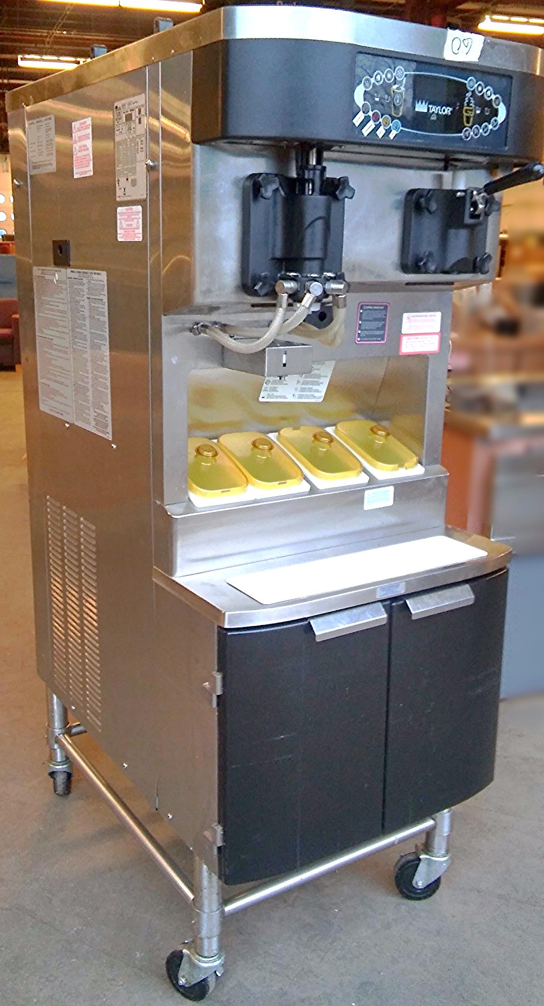 TAYLOR CROWN C606-27 YOGURT ICE CREAM SHAKE SOFT FREEZER WHEELS MANUAL FREESHIP