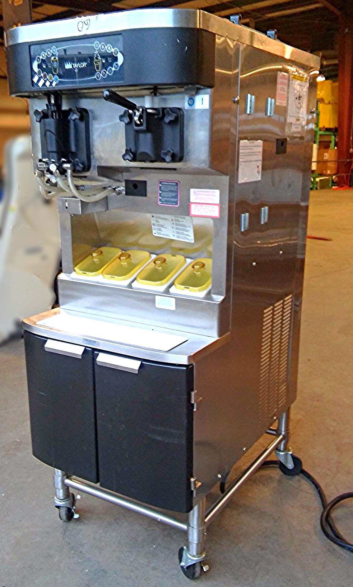 TAYLOR CROWN C606-27 YOGURT ICE CREAM SHAKE SOFT FREEZER WHEELS MANUAL FREESHIP