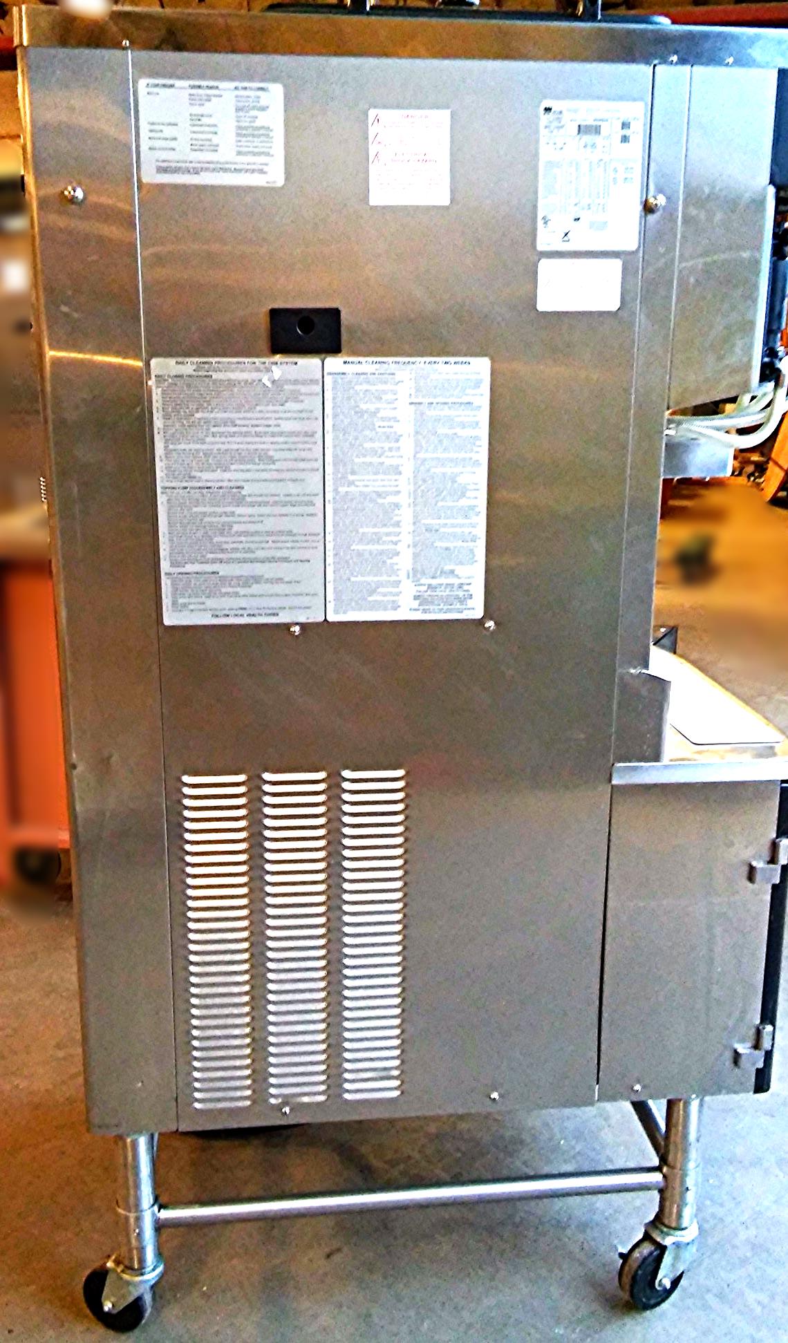 TAYLOR CROWN C606-27 YOGURT ICE CREAM SHAKE SOFT FREEZER WHEELS MANUAL FREESHIP