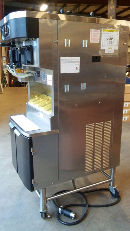 TAYLOR CROWN C606-27 YOGURT ICE CREAM SHAKE SOFT FREEZER WHEELS MANUAL FREESHIP