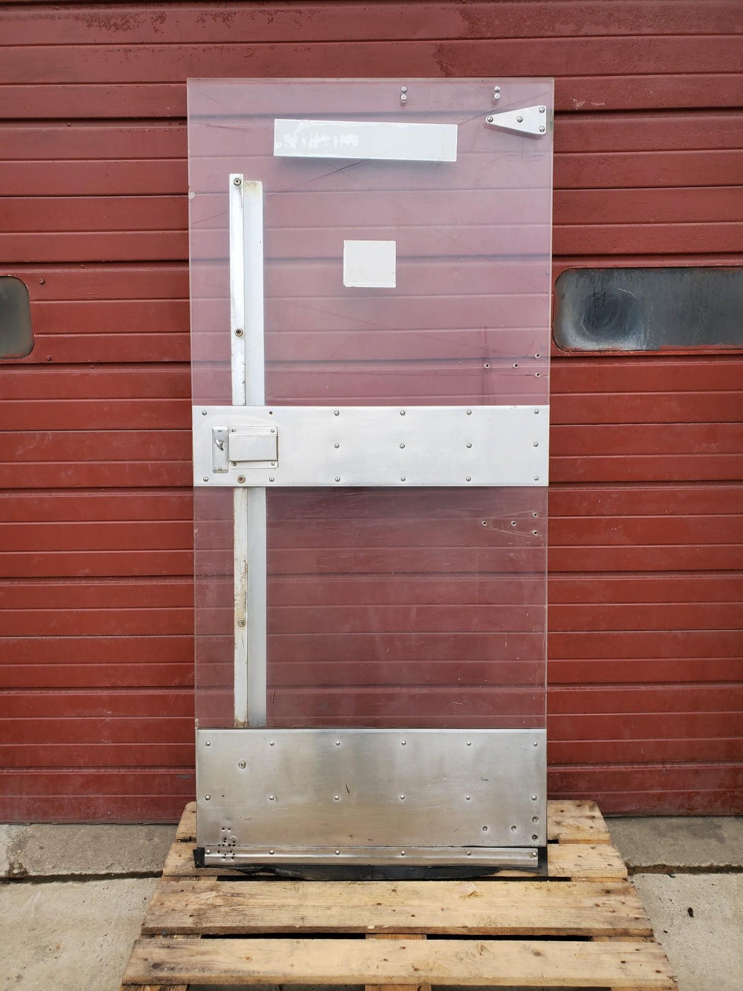 RARE VINTAGE INDUSTRIAL DESIGN STEAMPUNK ARCHITECTURE FREEZER DOOR FREESHIPPING