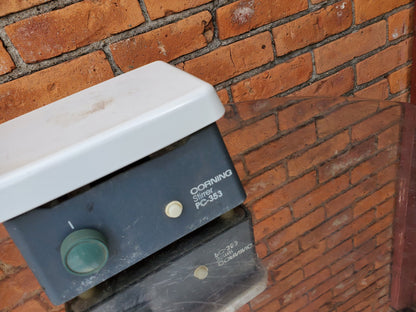 CORNING PC-353 MAGNETIC STIRRER 5”x7” 120VAC WATCH VIDEO