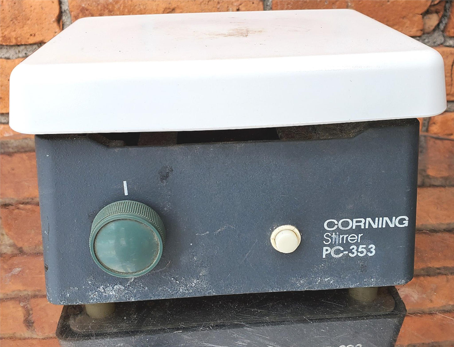 CORNING PC-353 MAGNETIC STIRRER 5”x7” 120VAC WATCH VIDEO