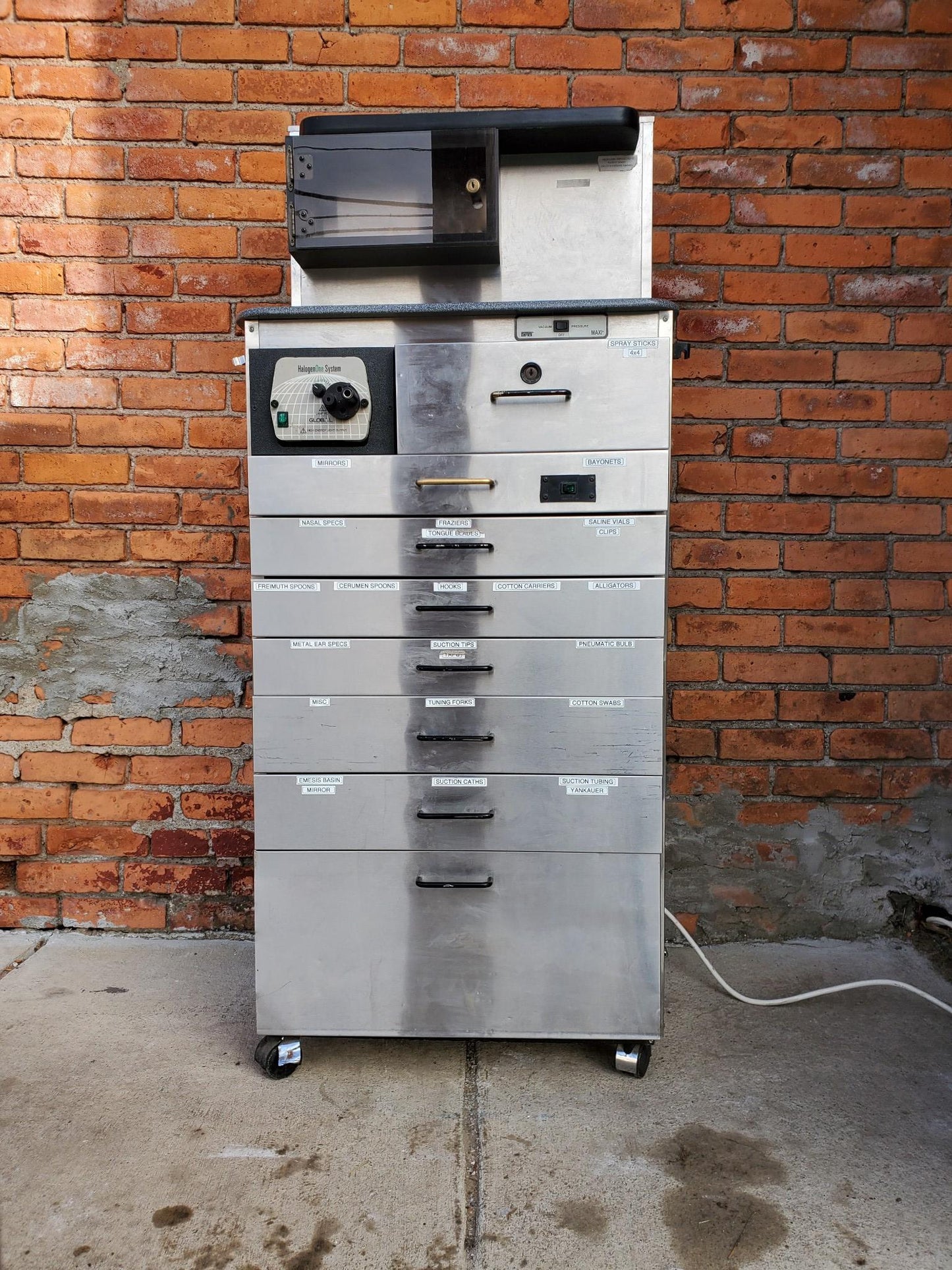 SMR S166001D MEDICAL TREATMENT CABINET GAST ROA-P135-AA ROA-V136-AA WATCH VIDEO