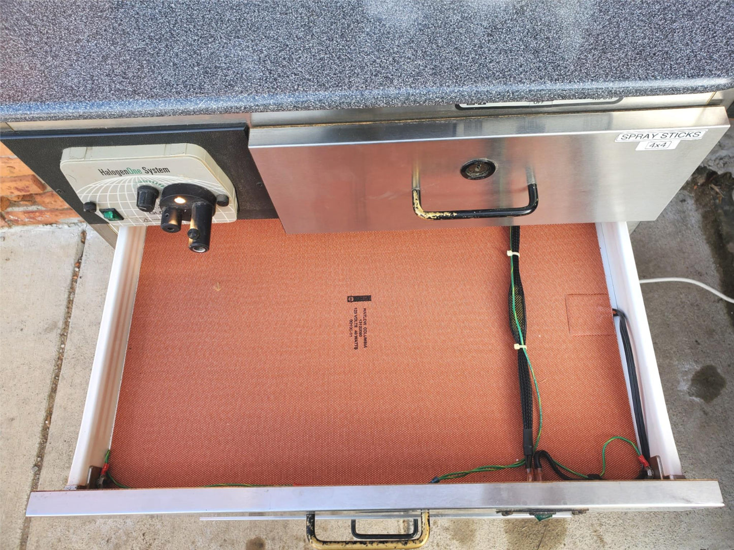 SMR S166001D MEDICAL TREATMENT CABINET GAST ROA-P135-AA ROA-V136-AA WATCH VIDEO