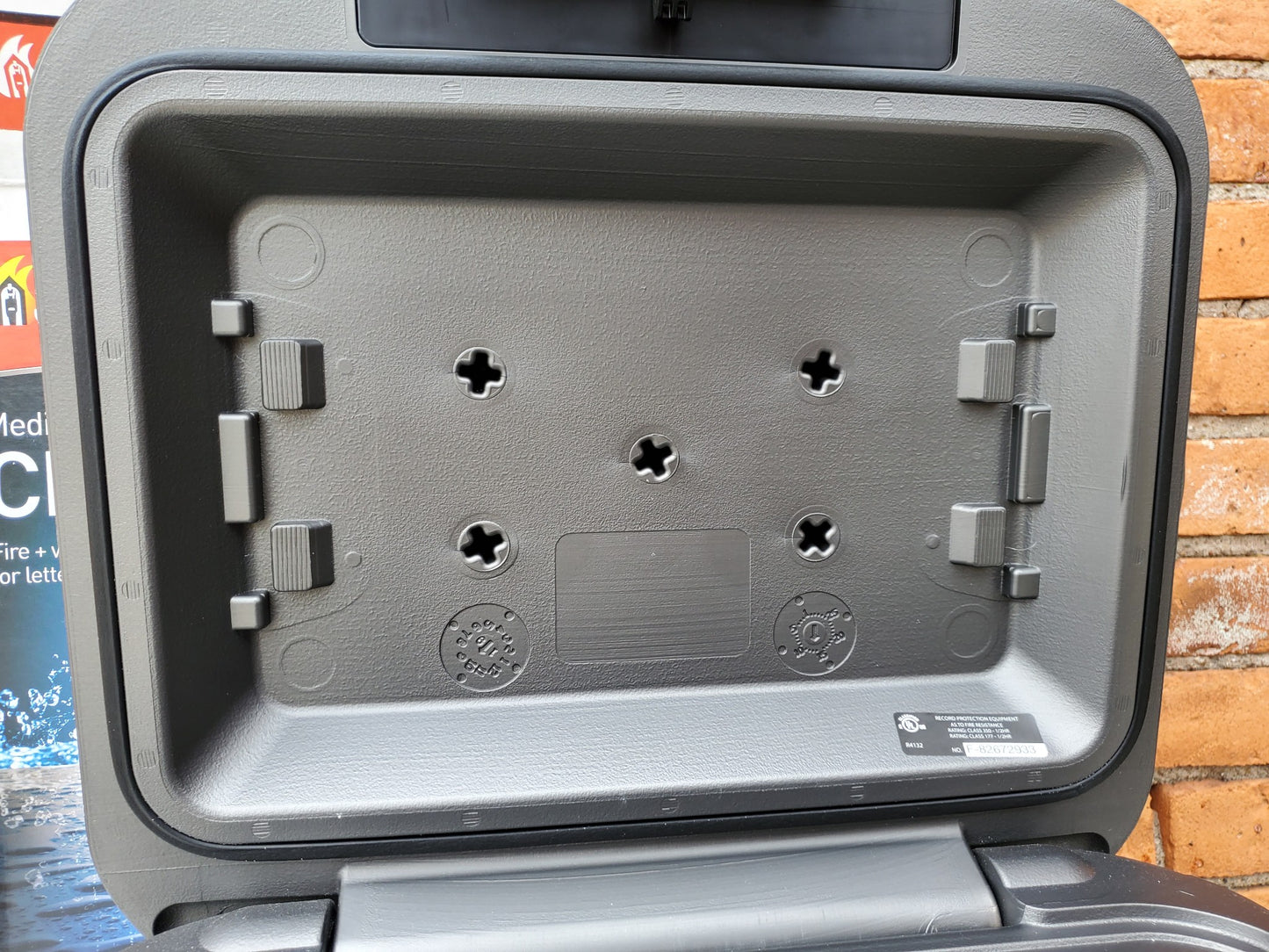 SENTRYSAFE CHW20201 PORTABLE CHEST WATER FIRE PROOF with 1 TUBULAR KEY FREE SHIP