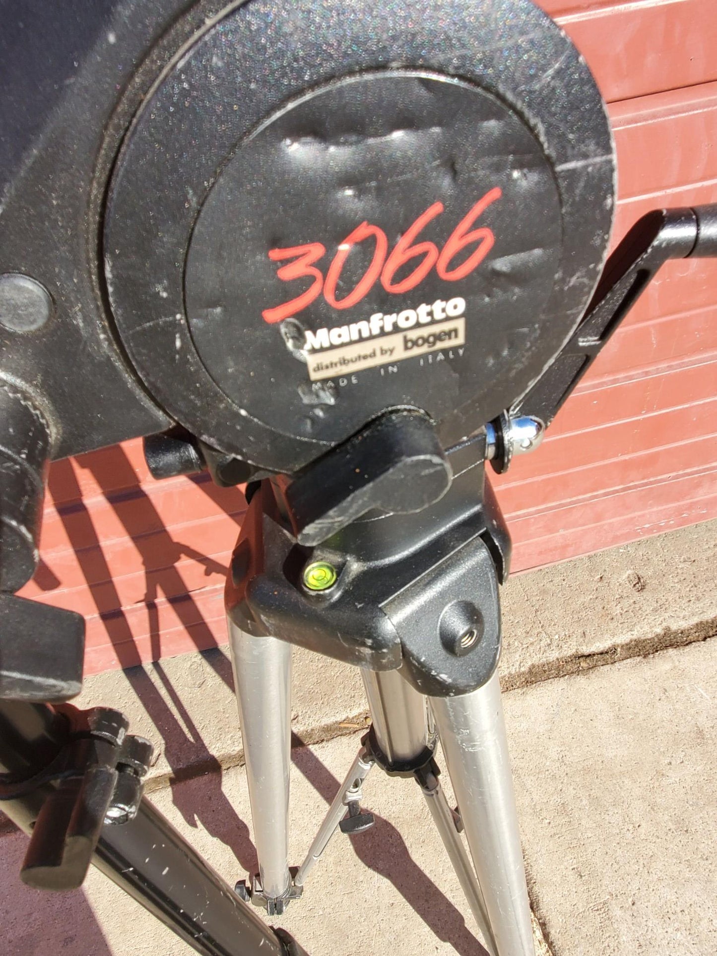 BOGEN MANFROTTO 3066 CINE VIDEO FLUID HEAD QUICK RELEASE & 3068 TRIPOD FREE SHIP