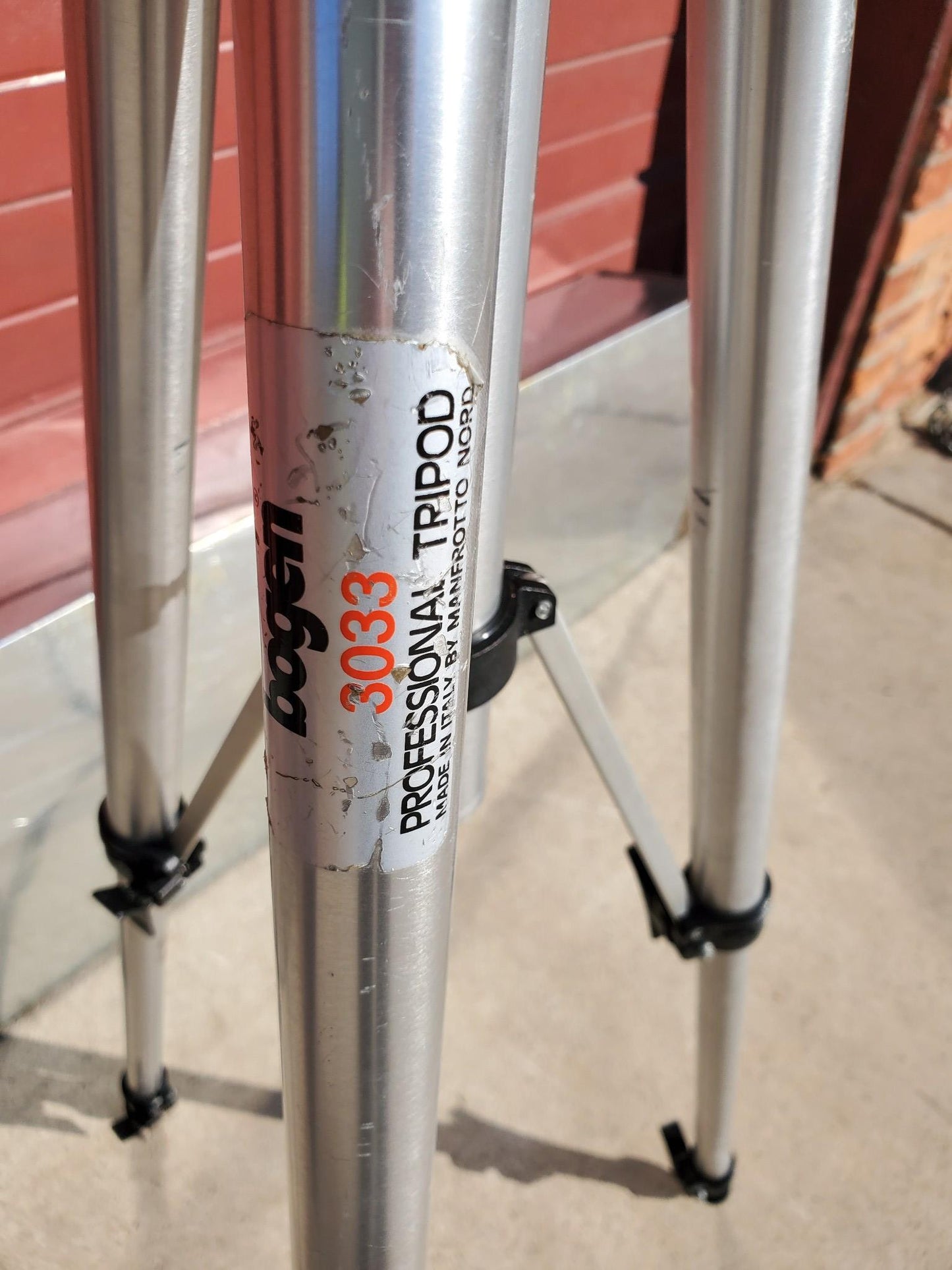 BOGEN MANFROTTO 3126 CINE VIDEO FLUID HEAD + 3033 TRIPOD with CASE FREE SHIPPING