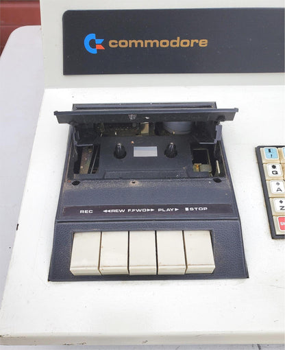 COMMODORE PET 2001-8 HALL 9000 COMPUTER & ORIGINAL OPERATION MANUALS FREE SHIP