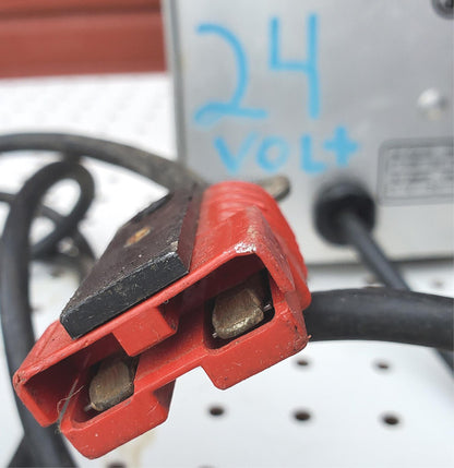 LESTRONIC II 24VOLT BATTERY CHARGER NOBLES TENNANT MINUTEMAN GOLF CART FREE SHIP