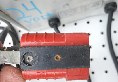 LESTRONIC II 24VOLT BATTERY CHARGER NOBLES TENNANT MINUTEMAN GOLF CART FREE SHIP