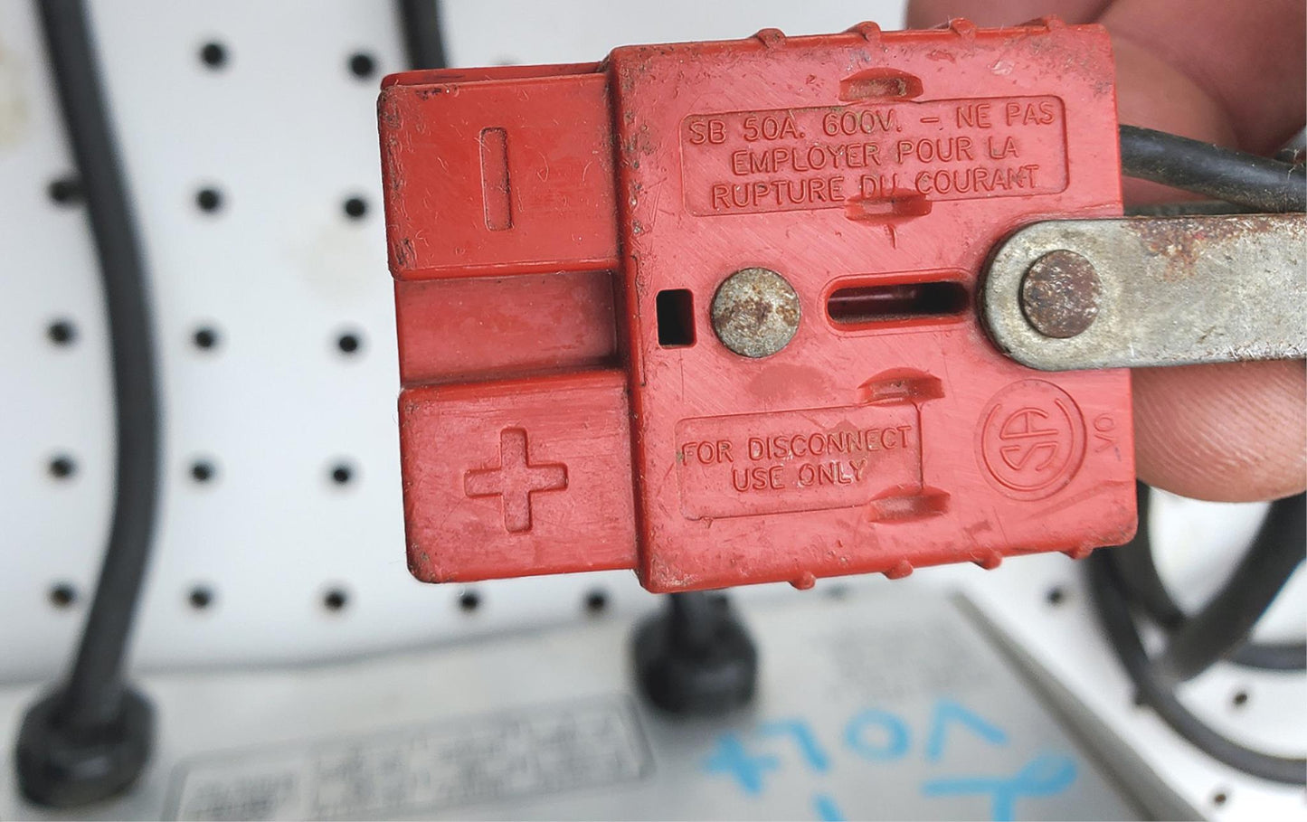 LESTRONIC II 24VOLT BATTERY CHARGER NOBLES TENNANT MINUTEMAN GOLF CART FREE SHIP