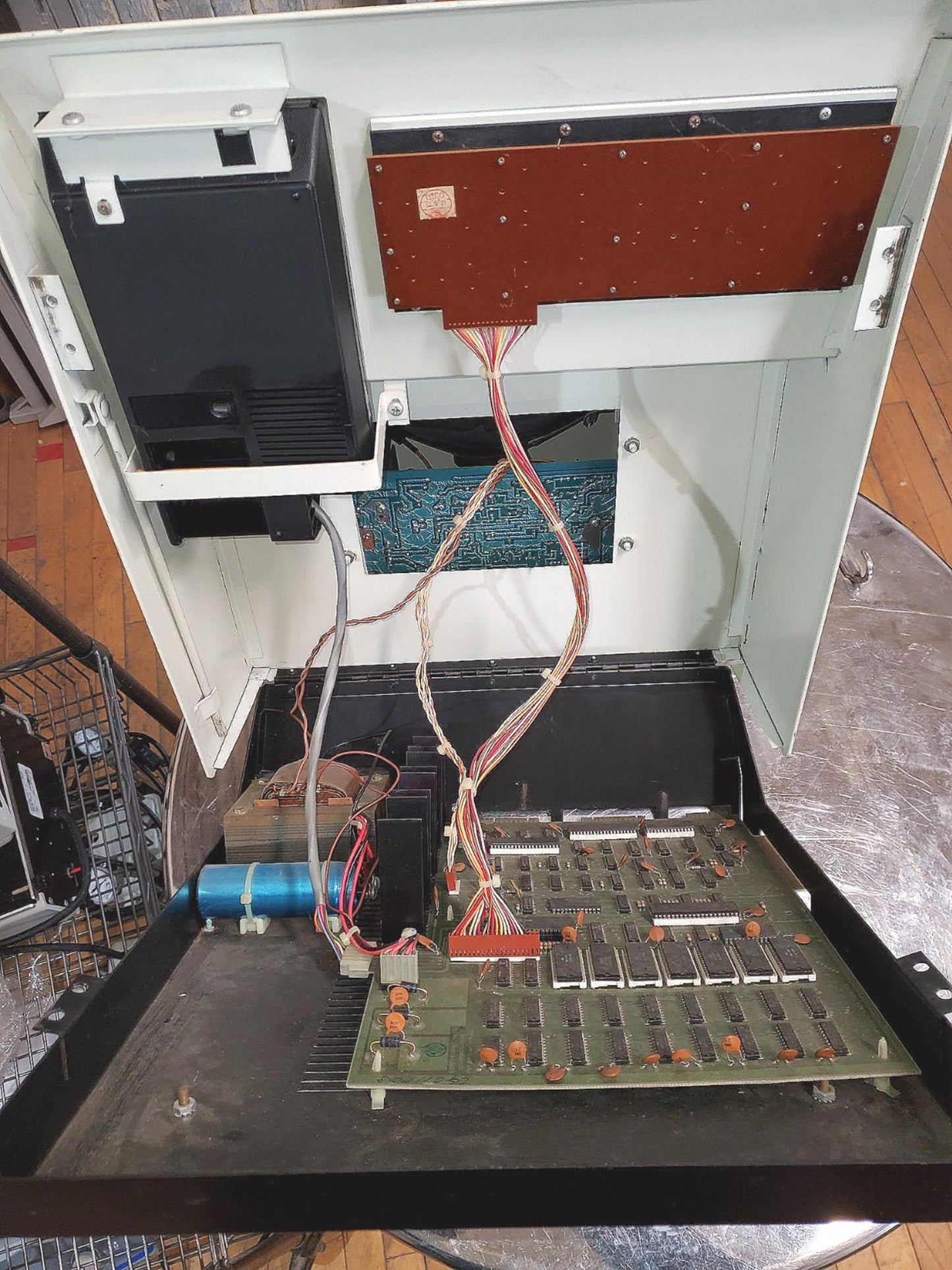 COMMODORE PET 2001-8 HALL 9000 COMPUTER & ORIGINAL OPERATION MANUALS FREE SHIP