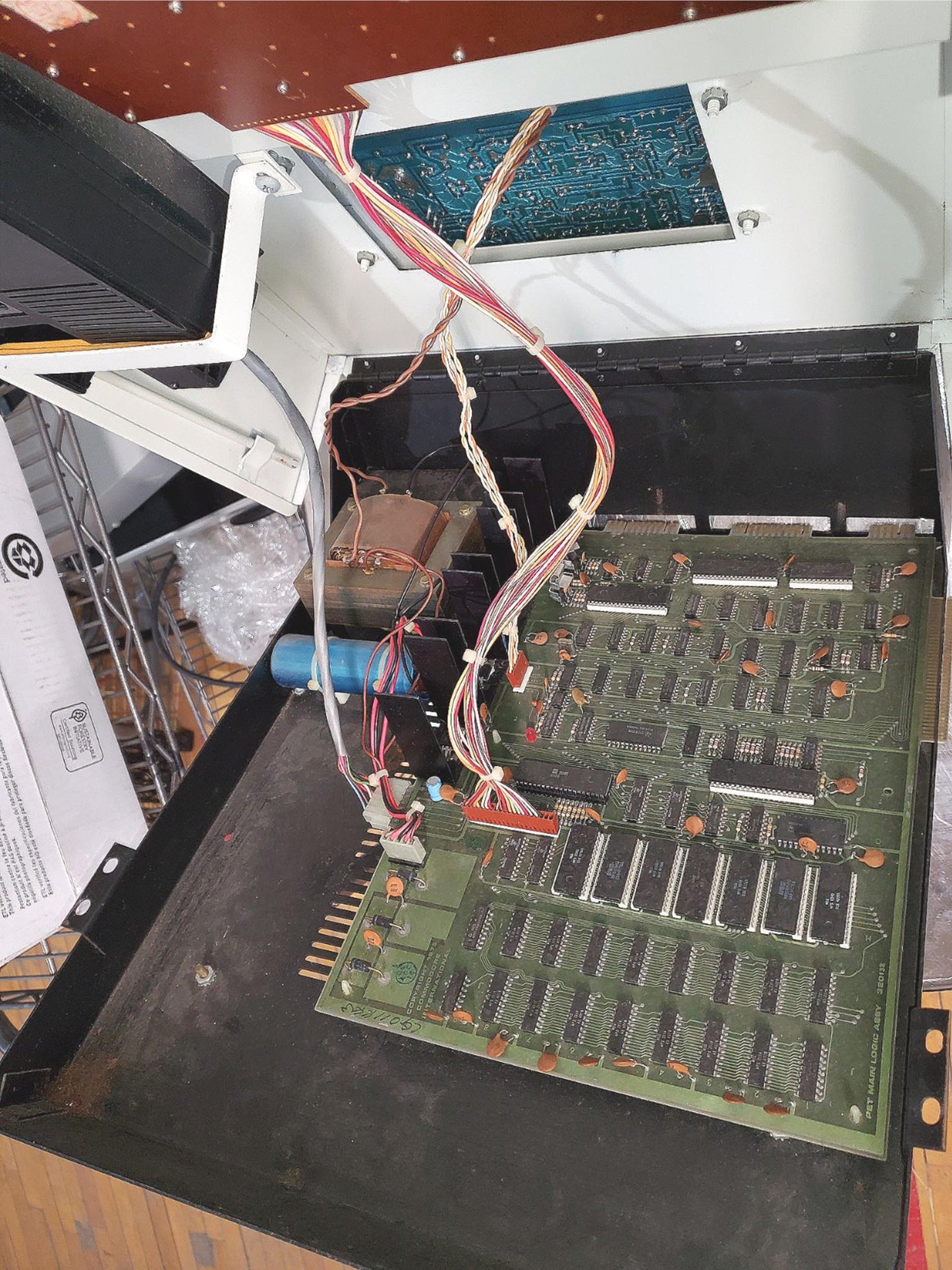 COMMODORE PET 2001-8 HALL 9000 COMPUTER & ORIGINAL OPERATION MANUALS FREE SHIP