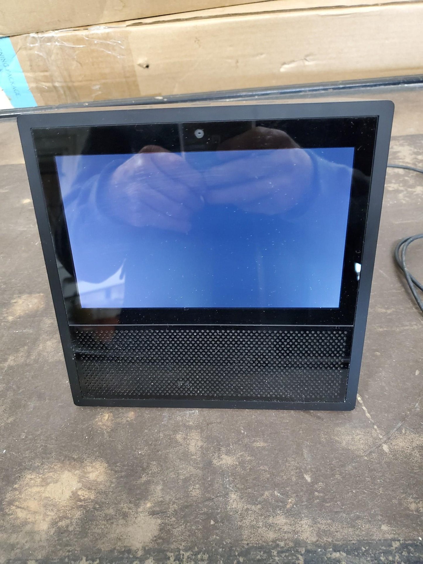 AMAZON ALEXA ECHO SHOW 1stGENERATION MODELMW46W BLUETOOTH SMART DISPLAY FREESHIP