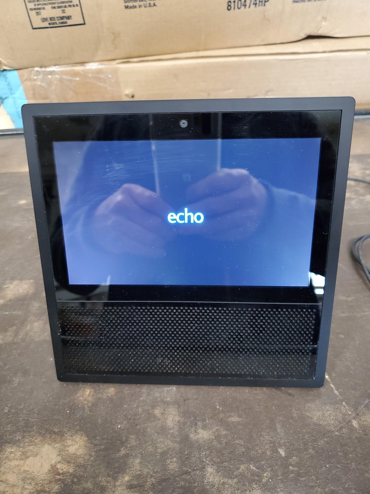 AMAZON ALEXA ECHO SHOW 1stGENERATION MODELMW46W BLUETOOTH SMART DISPLAY FREESHIP