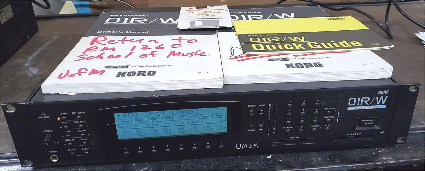 KORG 01R/W MUSIC WORKSTATION w/ OPERATION OWNER's MANUAL & QUICK GUIDE FREE SHIP