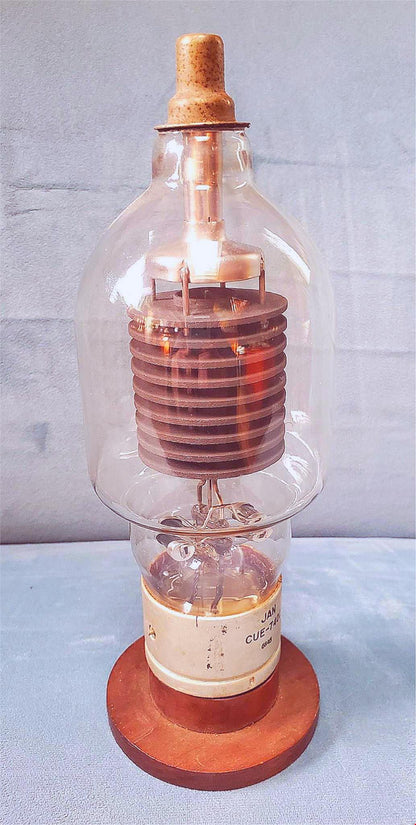 MILITARY UNITED ELECTRONICS JAN CUE-7402 ELECTRON RADIOTRON VACUUM TUBE FREESHIP