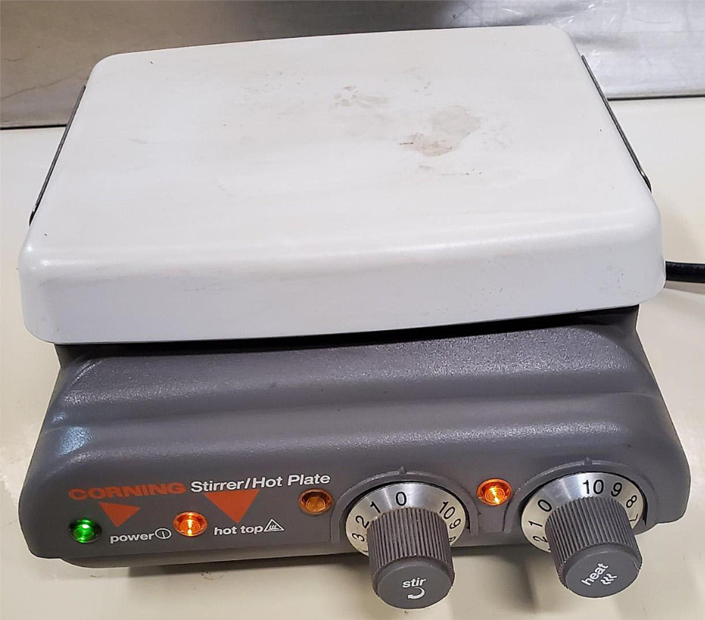 CORNING PC-420 HOTPLATE & MAGNETIC STIRRER 5”x 7” 120 VAC FREE SHIP WATCH VIDEO