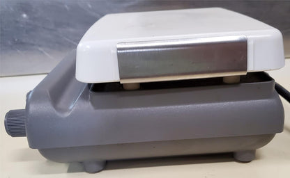CORNING PC-420 HOTPLATE & MAGNETIC STIRRER 5”x 7” 120 VAC FREE SHIP WATCH VIDEO
