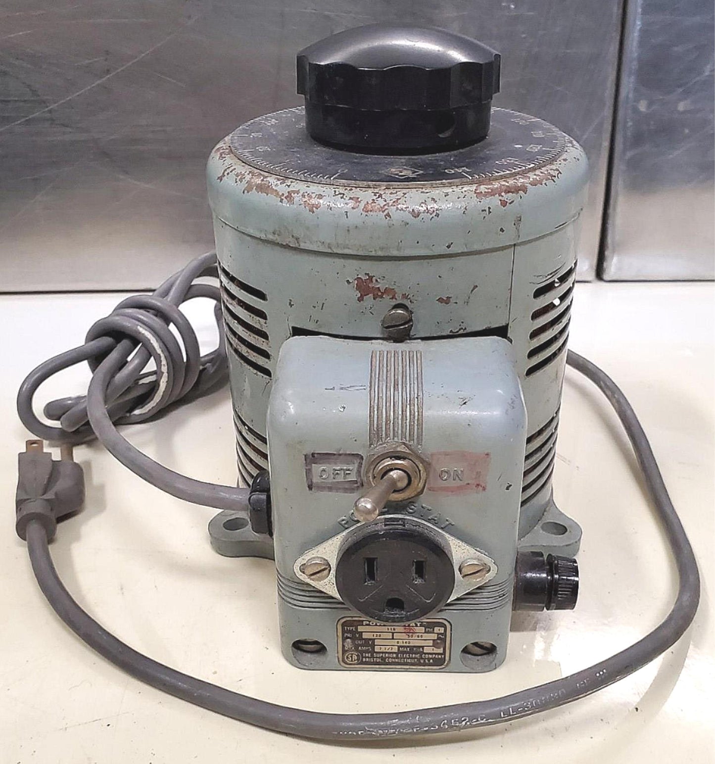 POWERSTAT 116 7.5 AMPS 0-120 or 0-140 VOLTs VARIABLE AUTOTRANSFORMER FREESHIP