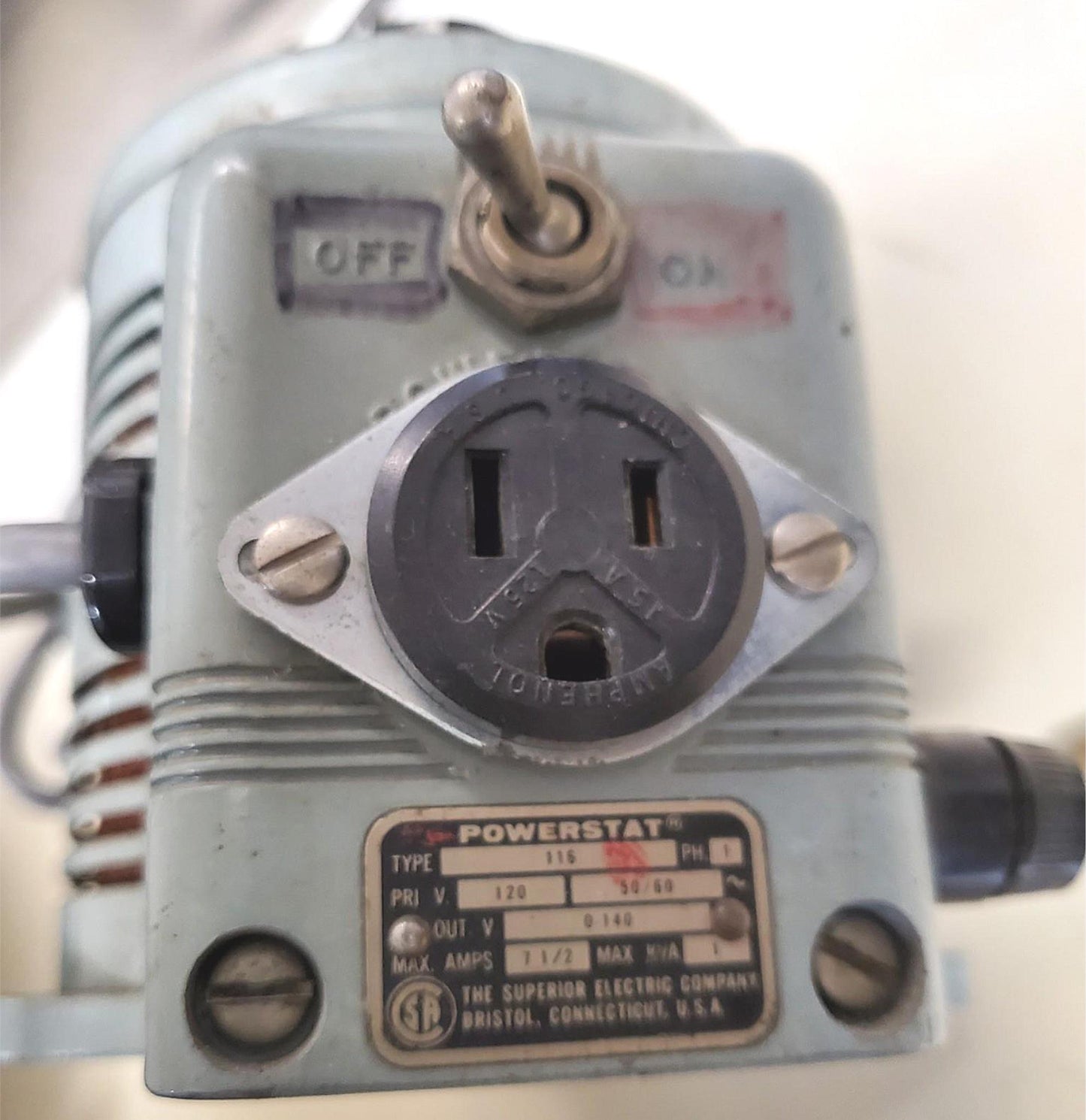 POWERSTAT 116 7.5 AMPS 0-120 or 0-140 VOLTs VARIABLE AUTOTRANSFORMER FREESHIP
