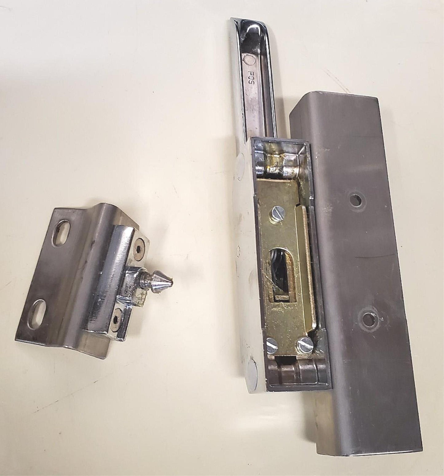 POS REFRIGERATION FREEZER COOLER OVEN DOOR KNOB HANDLE with LATCH FREE SHIP