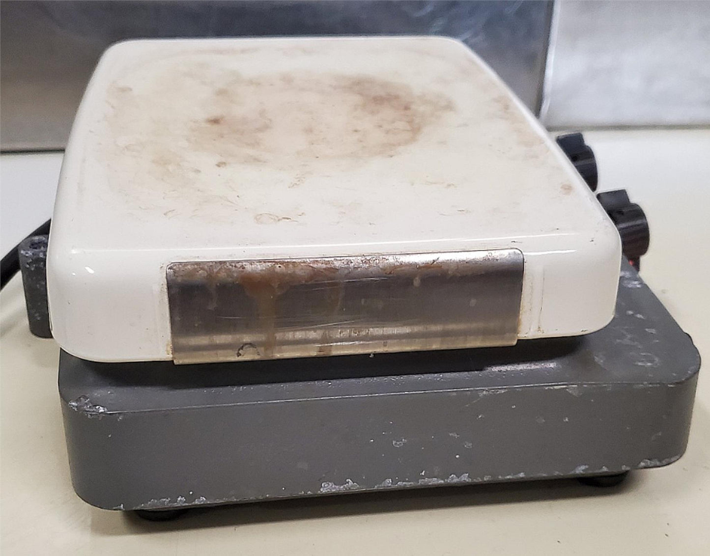 CORNING PC-320 HOTPLATE STIRRER 6" X 7-1/2" TOP 120VAC WATCH VIDEO FREE SHIPPING