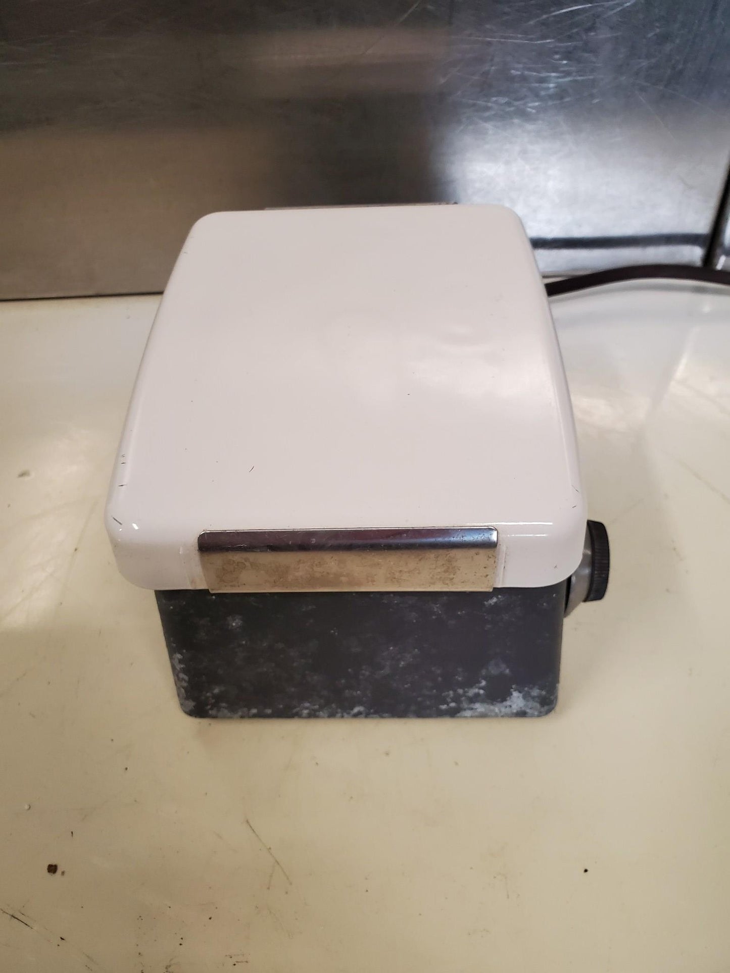 CORNING PC-351 HOT PLATE MAGNETIC STIRRER