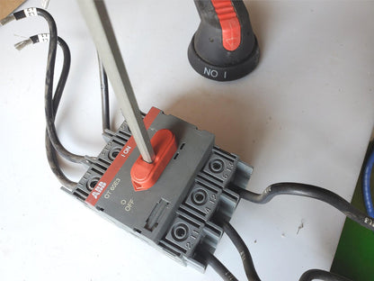 ABB OT-60E3 Disconnect Switch PLUS EXTRA HANDLE & SHAFT 60Amp FREE SHIPPING
