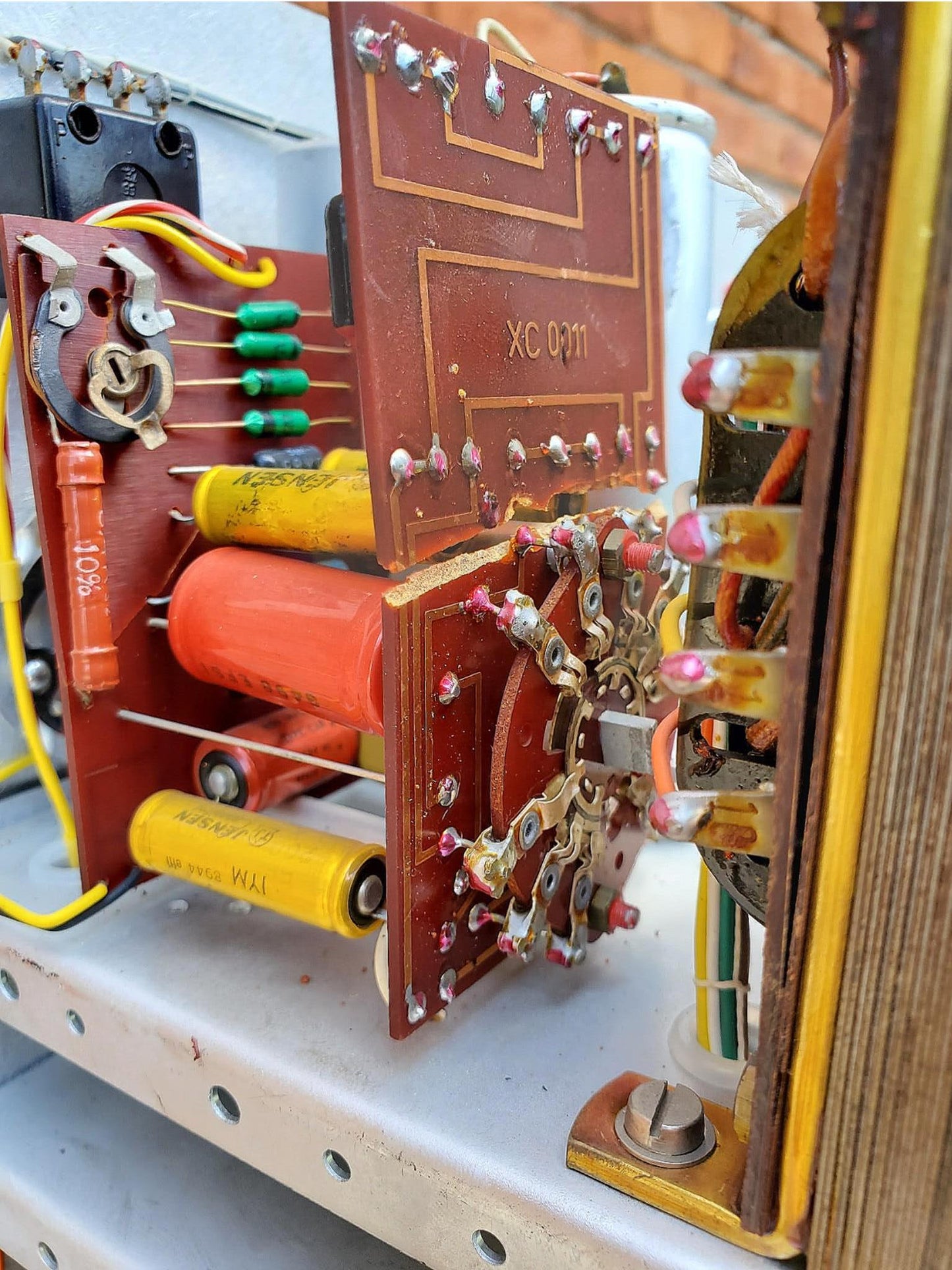 BRUEL & KUJAER 2113 AUDIO FREQUENCY SPECTROMETER FREE SHIPPING