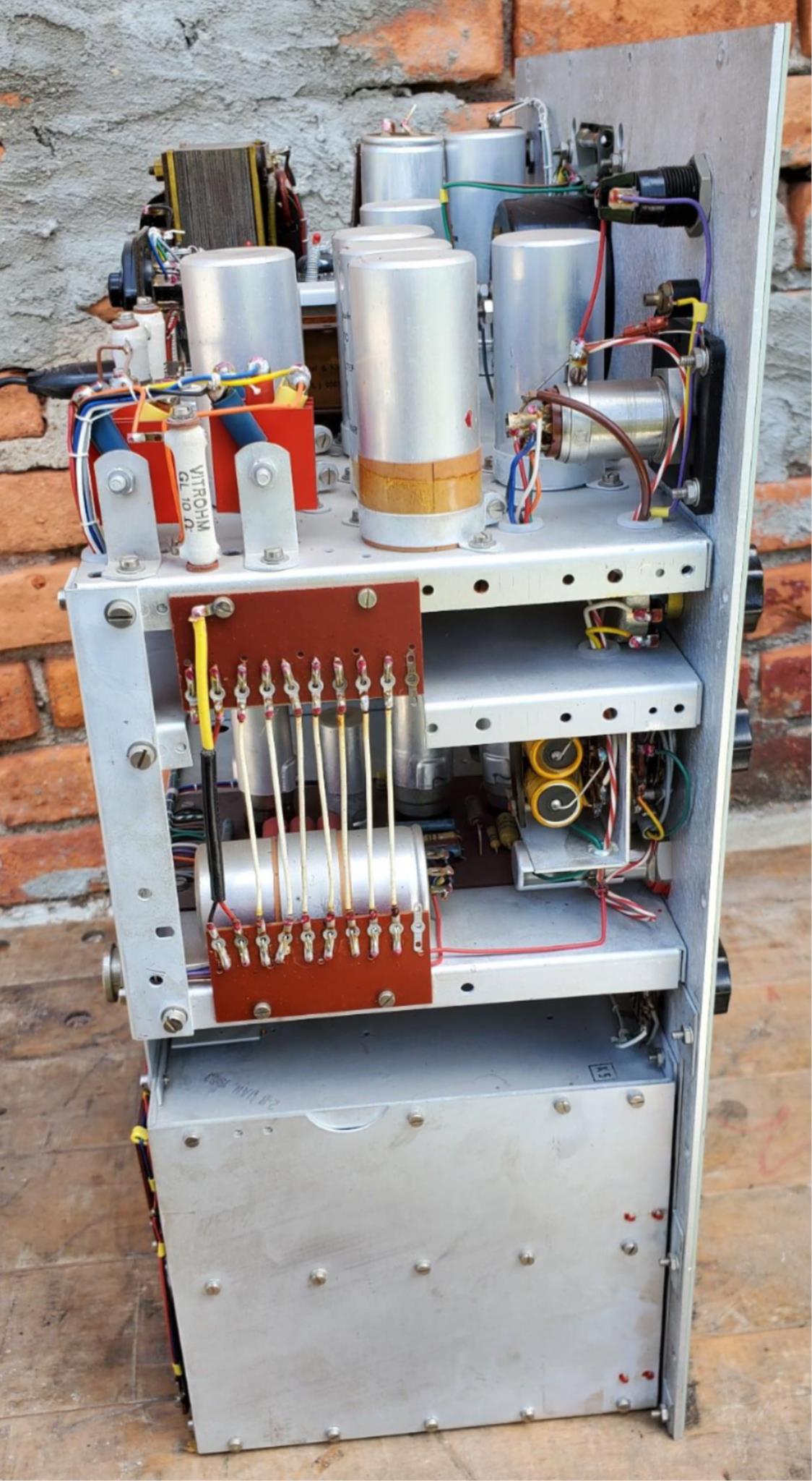 BRUEL & KUJAER 2113 AUDIO FREQUENCY SPECTROMETER FREE SHIPPING