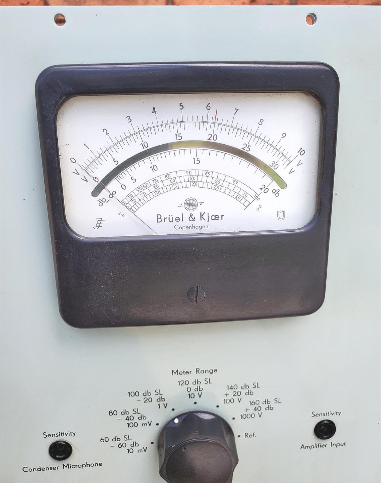 BRUEL & KUJAER 2113 AUDIO FREQUENCY SPECTROMETER FREE SHIPPING