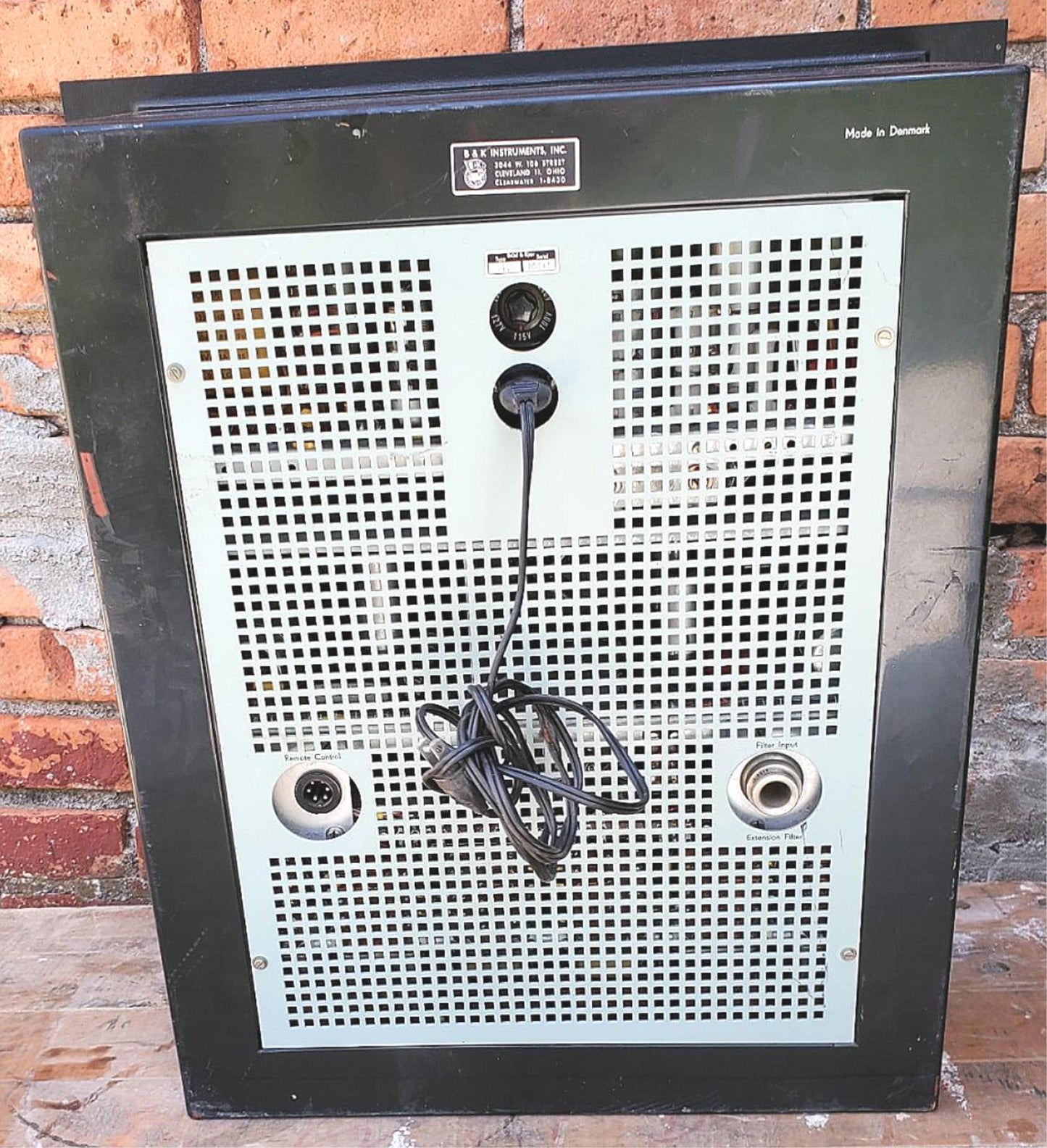 BRUEL & KUJAER 2113 AUDIO FREQUENCY SPECTROMETER FREE SHIPPING