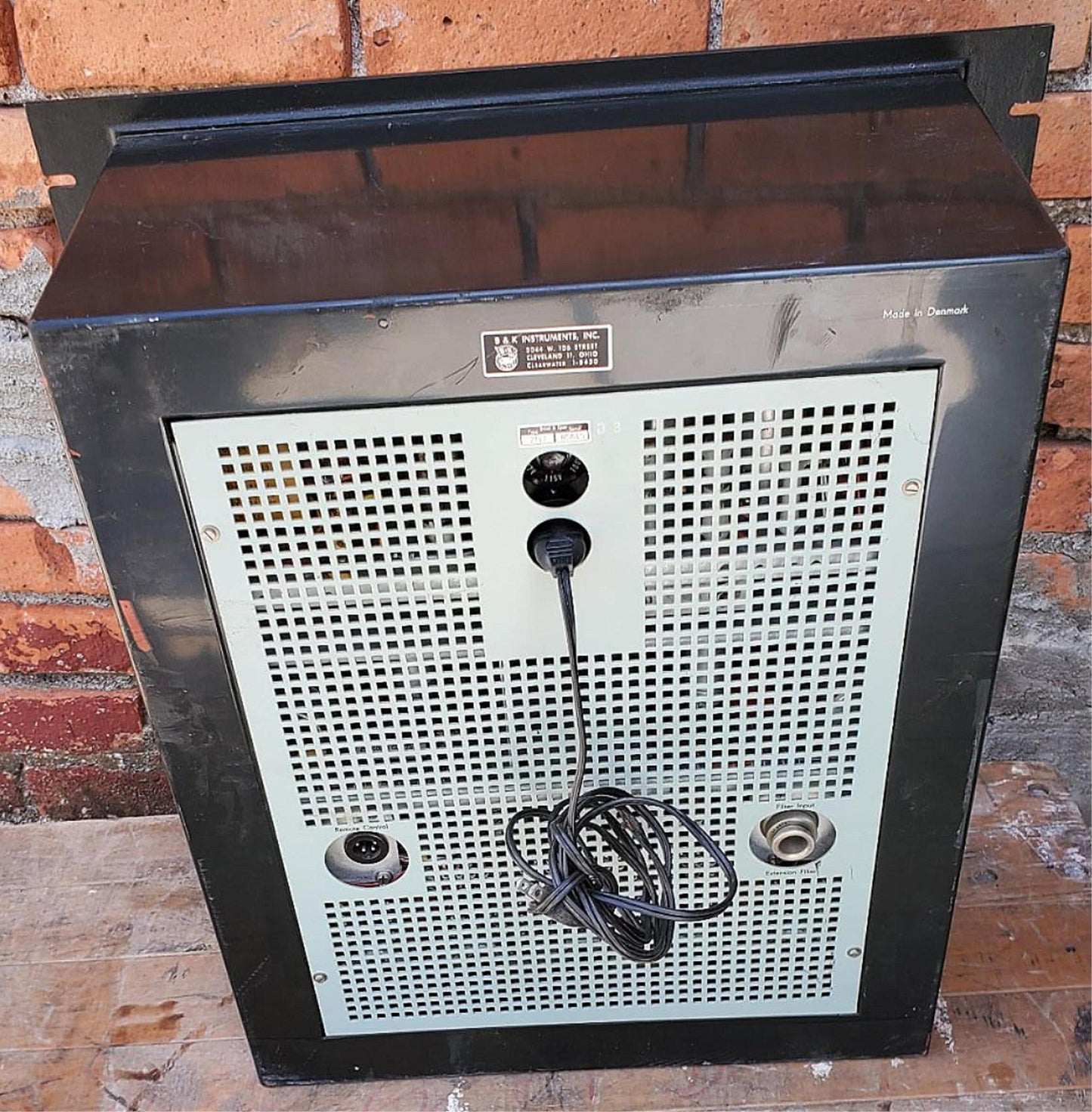 BRUEL & KUJAER 2113 AUDIO FREQUENCY SPECTROMETER FREE SHIPPING