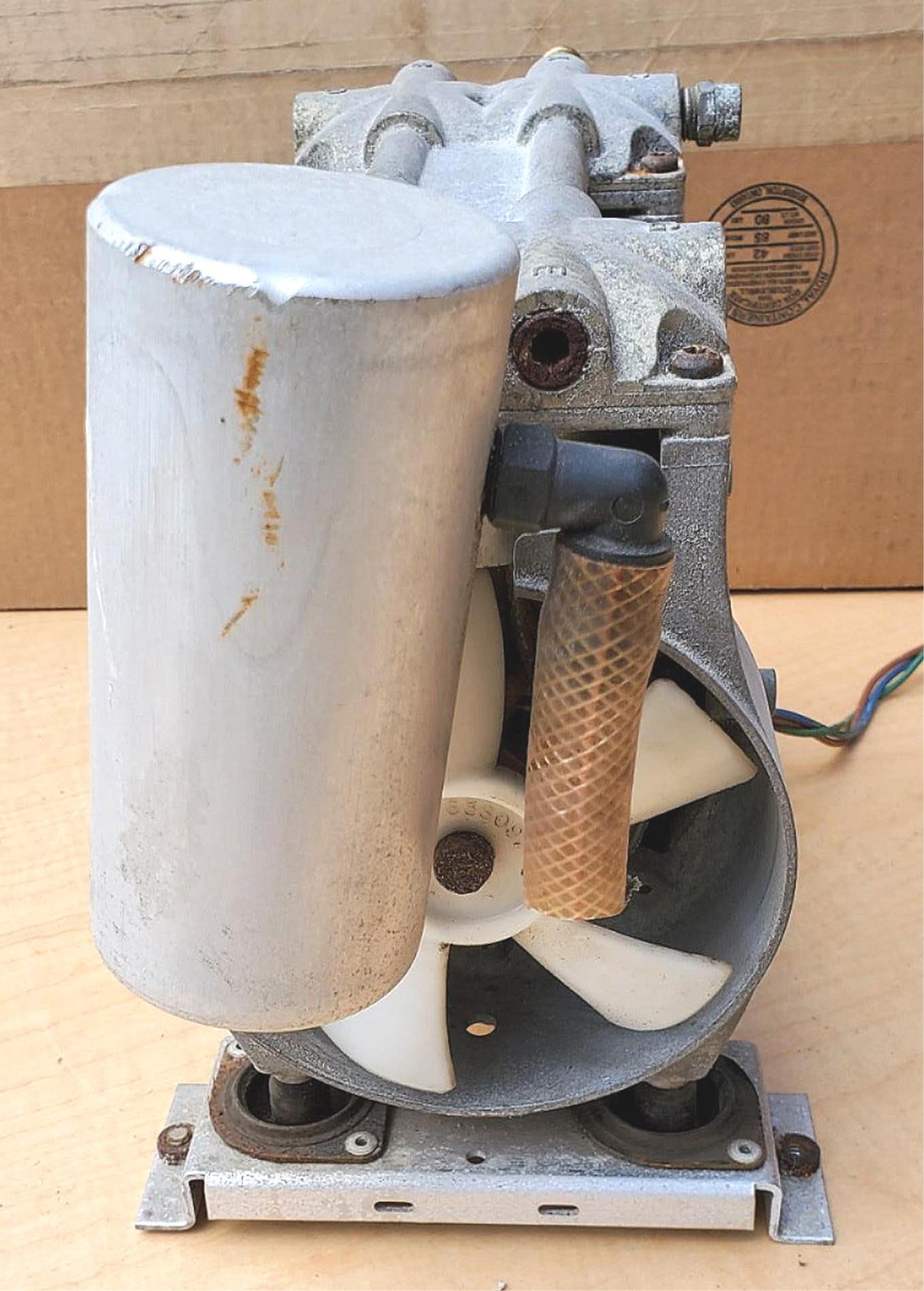 THOMAS 2650CE44-989 PISTON AIR COMPRESSOR VACUUM PUMP WATCH VIDEO FREE SHIP