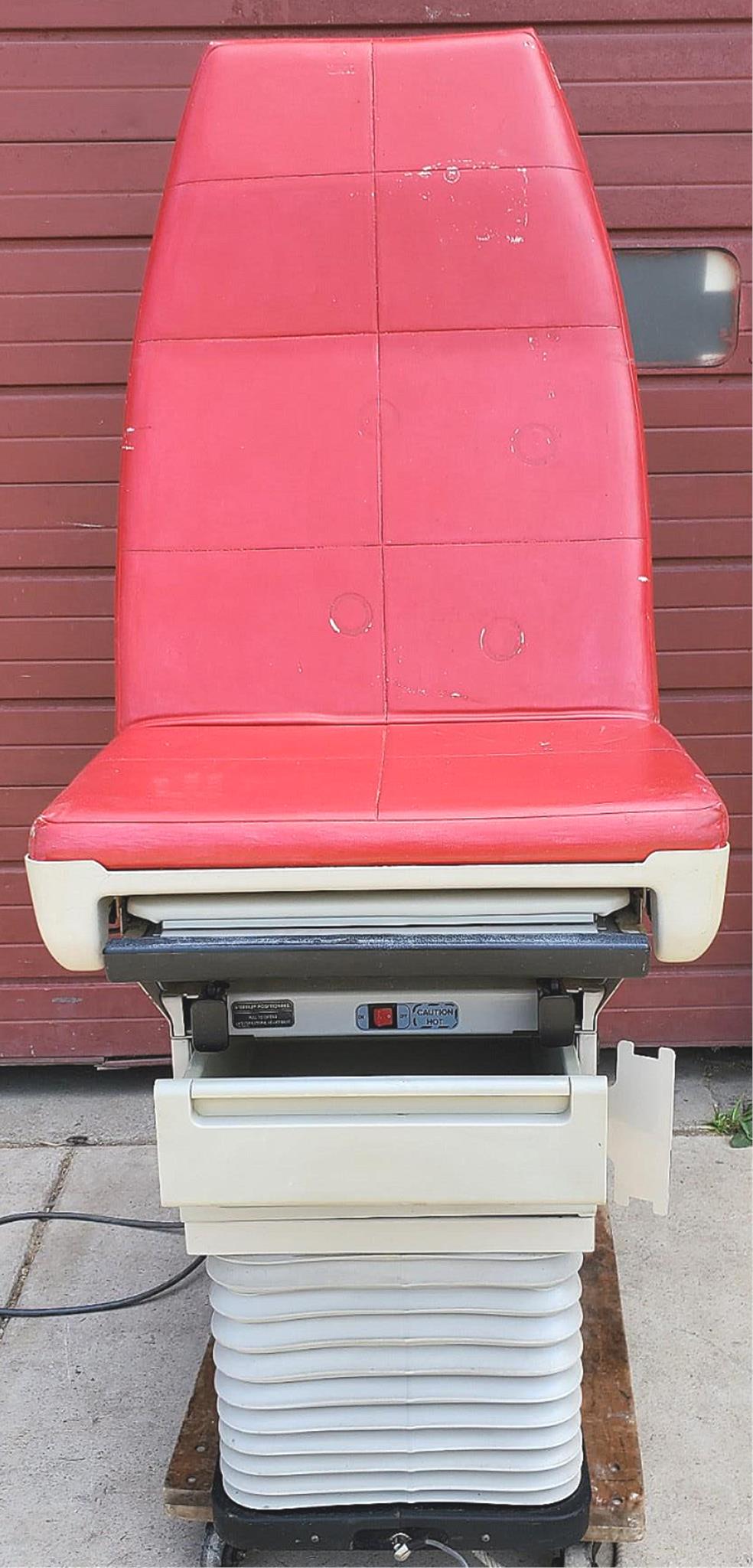 MIDMARK 405 Motorized Patient Exam Table Hi-Lo & FootRemote WATCH VIDEO FREESHIP