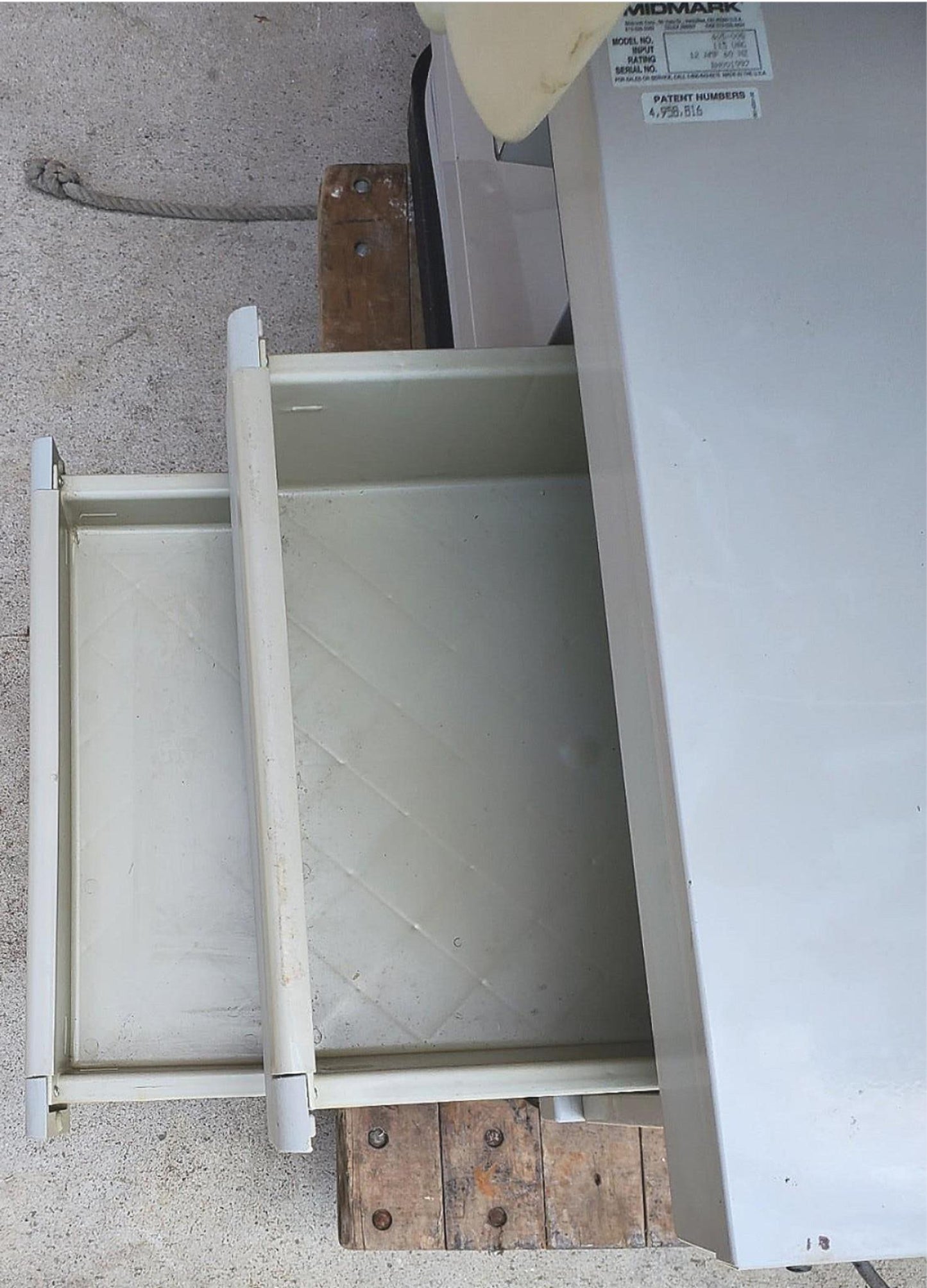 MIDMARK 405 Motorized Patient Exam Table Hi-Lo & FootRemote WATCH VIDEO FREESHIP