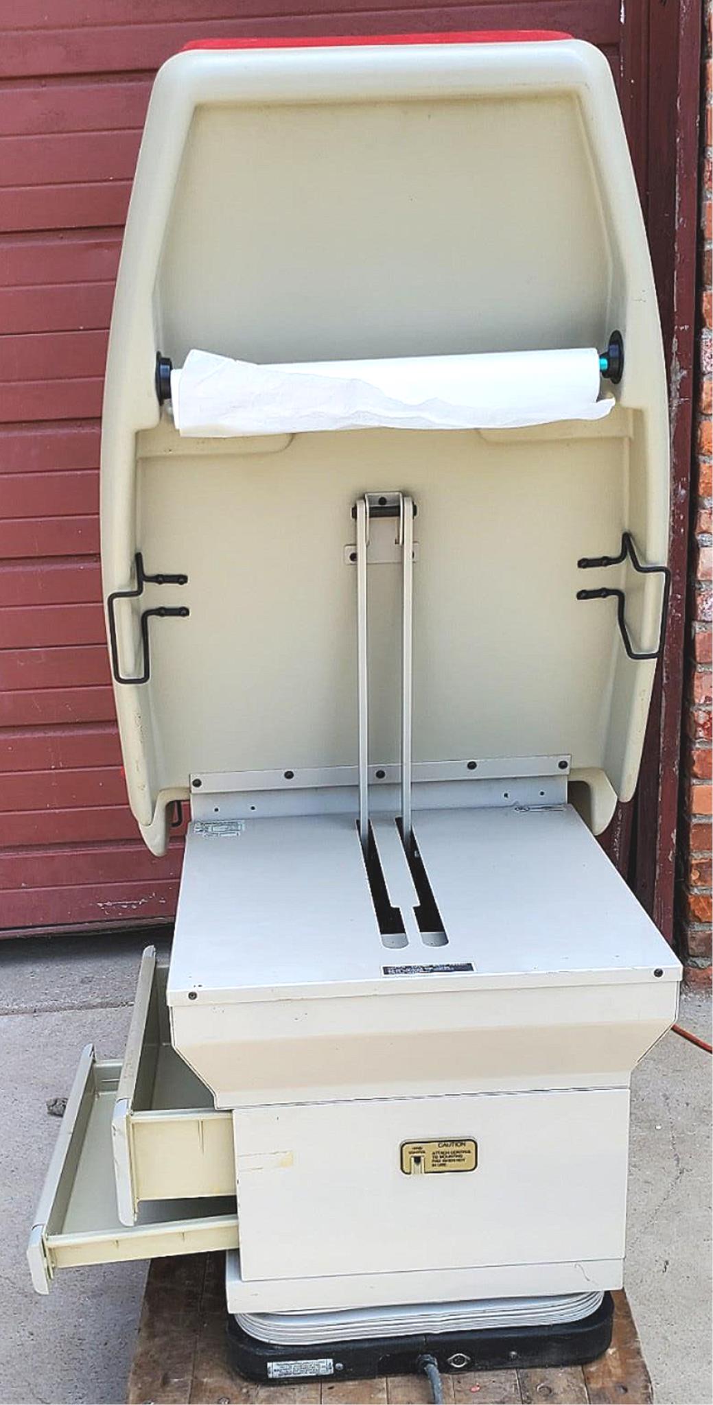 MIDMARK 405 Motorized Patient Exam Table Hi-Lo & FootRemote WATCH VIDEO FREESHIP