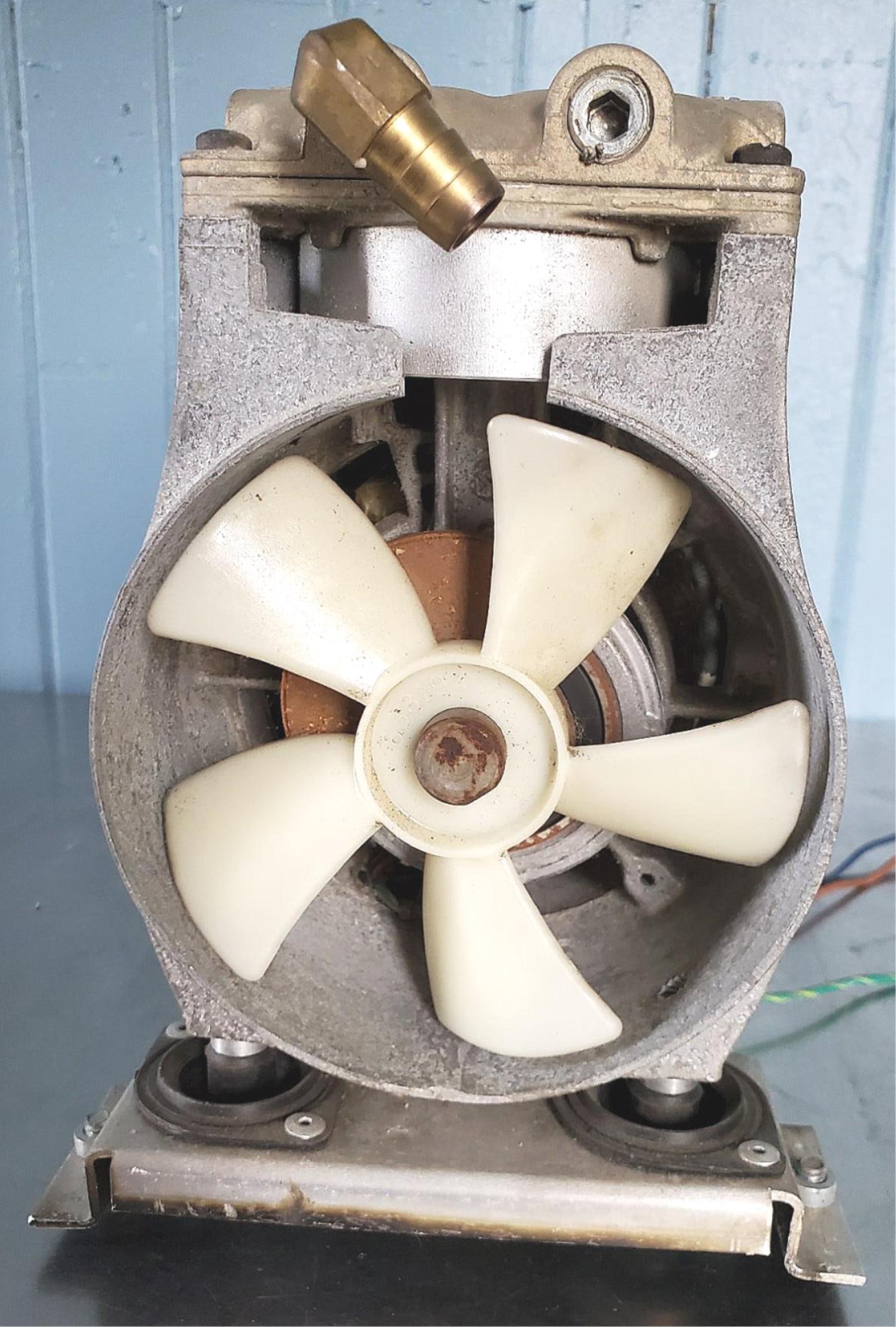 THOMAS 2650CE37-989H PISTON AIR COMPRESSOR VACUUM PUMP WATCH VIDEO FREE SHIP