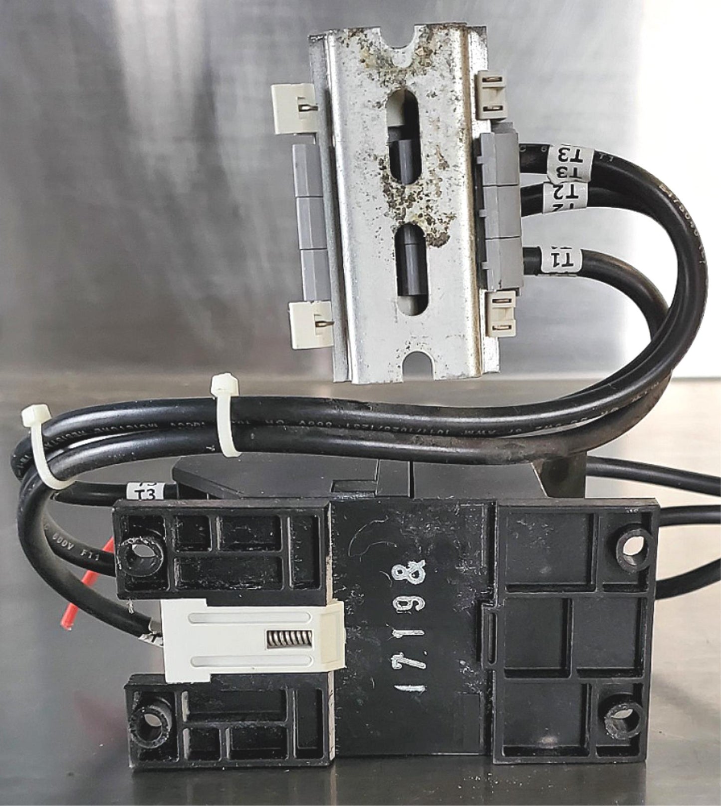 GE RT22E THERMAL OVERLOAD RELAY GENERAL ELECTRIC FREE SHIPPING