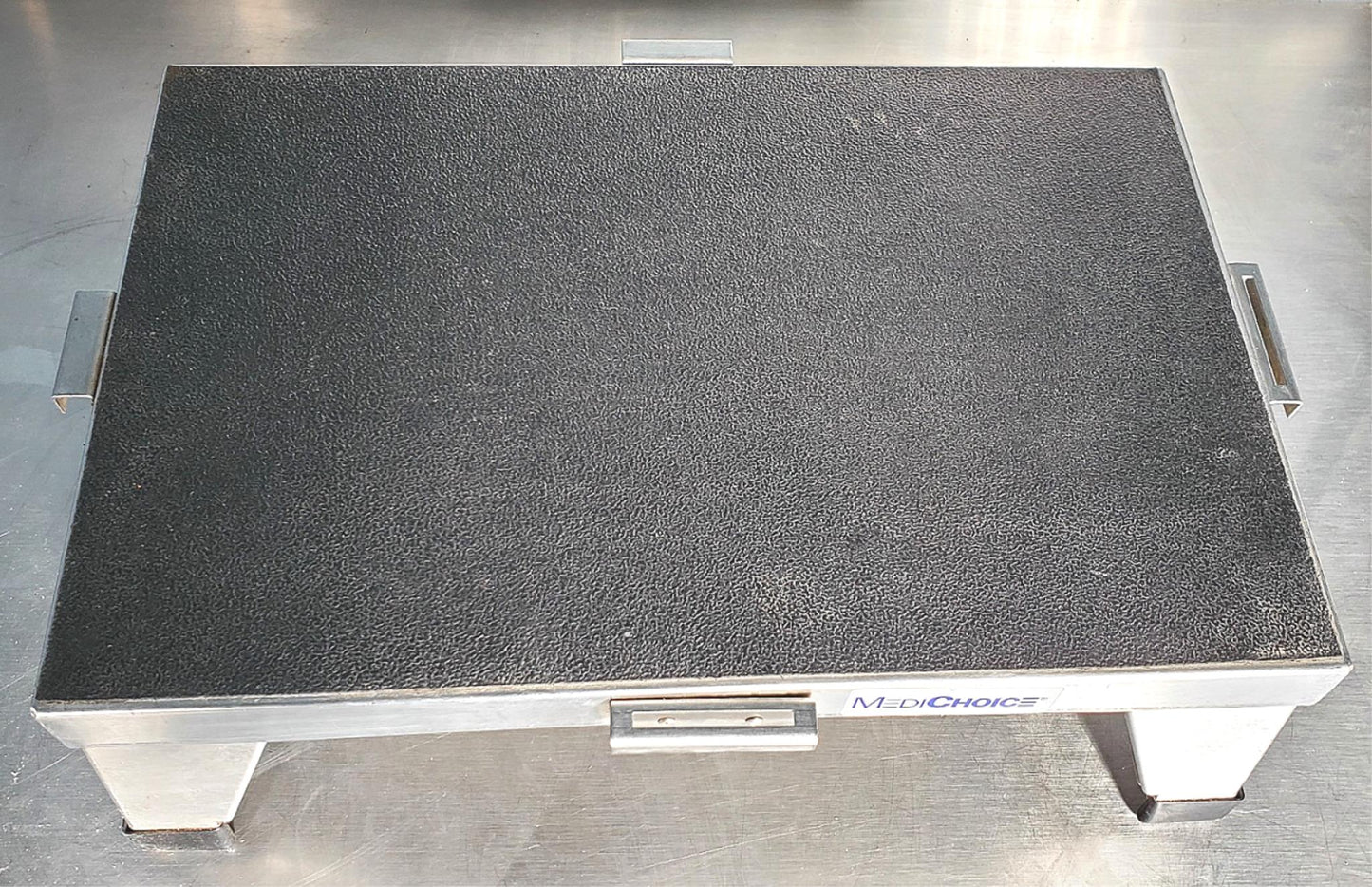 MEDICHOICE 400 POUND HEAVY DUTY STA STEEL MEDICAL STACKABLE STEP STOOL FREESHIP