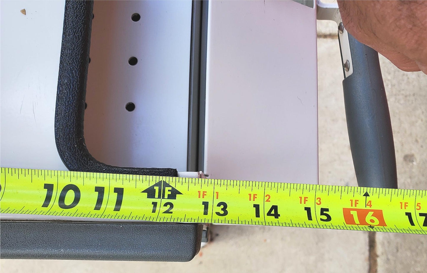 GCX INSTRUMENT VHRS VARIABLE HEIGHT ROLL STAND MEDICAL CART WORKSTATION FREESHIP