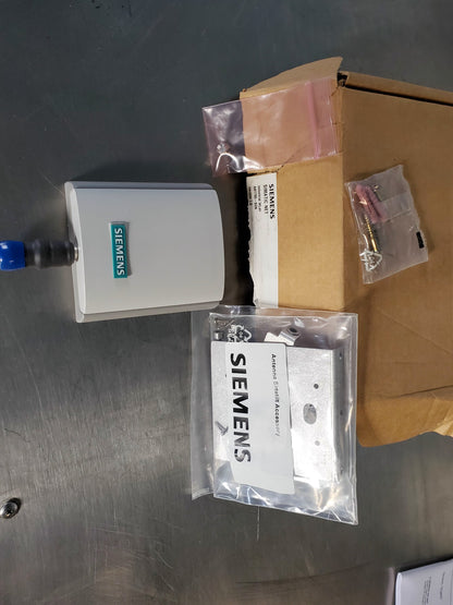 SIEMENS SIMATIC NET INDUSTRIAL IWLAN ANTENNA ANT795-6DN 5.0 / 2.4 GHz FREE SHIP