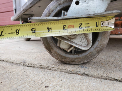 LAKESIDE HOSPITAL STAINLESS STEEL BONUS TRAYS FOOD CART 26"Wx60"Hx38"D FREE SHIP