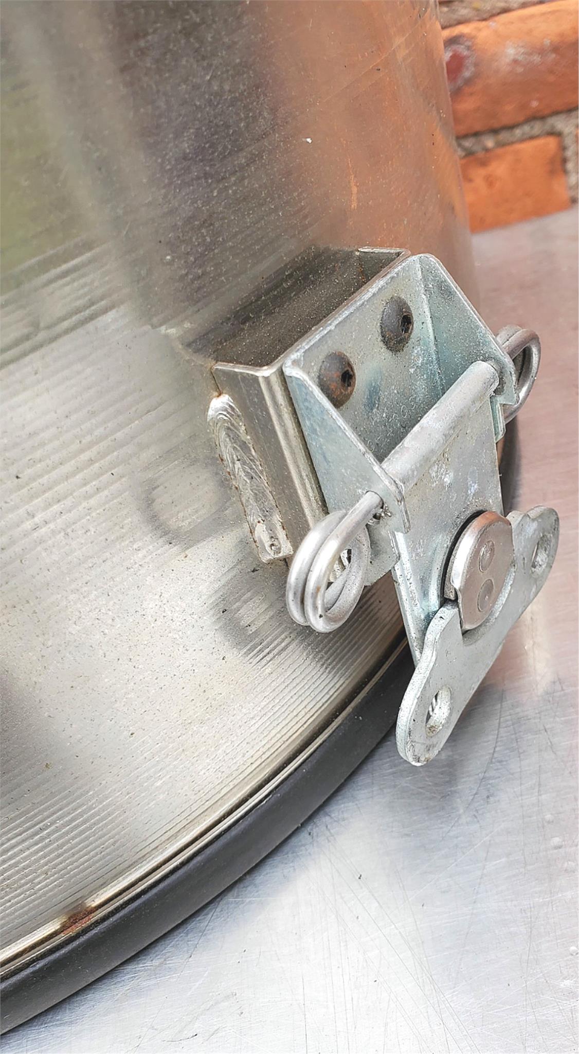 MOTAN VACUUM LOAD PLASTIC MOLDING DRYER PELLET HOPPER D-40536-A-1 5 RH FREE SHIP